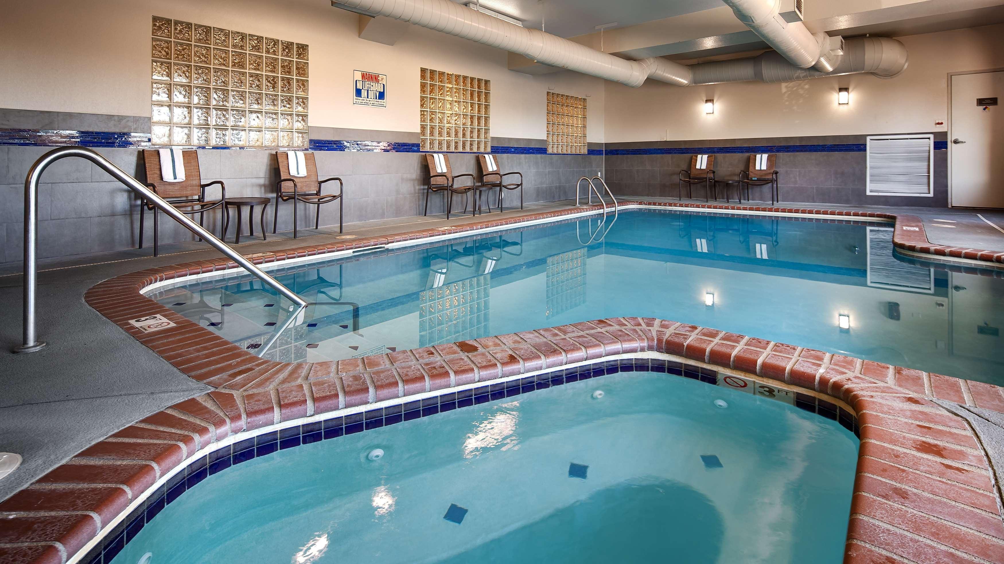 Best Western Plus Gateway Inn & Suites - Aurora Exterior foto